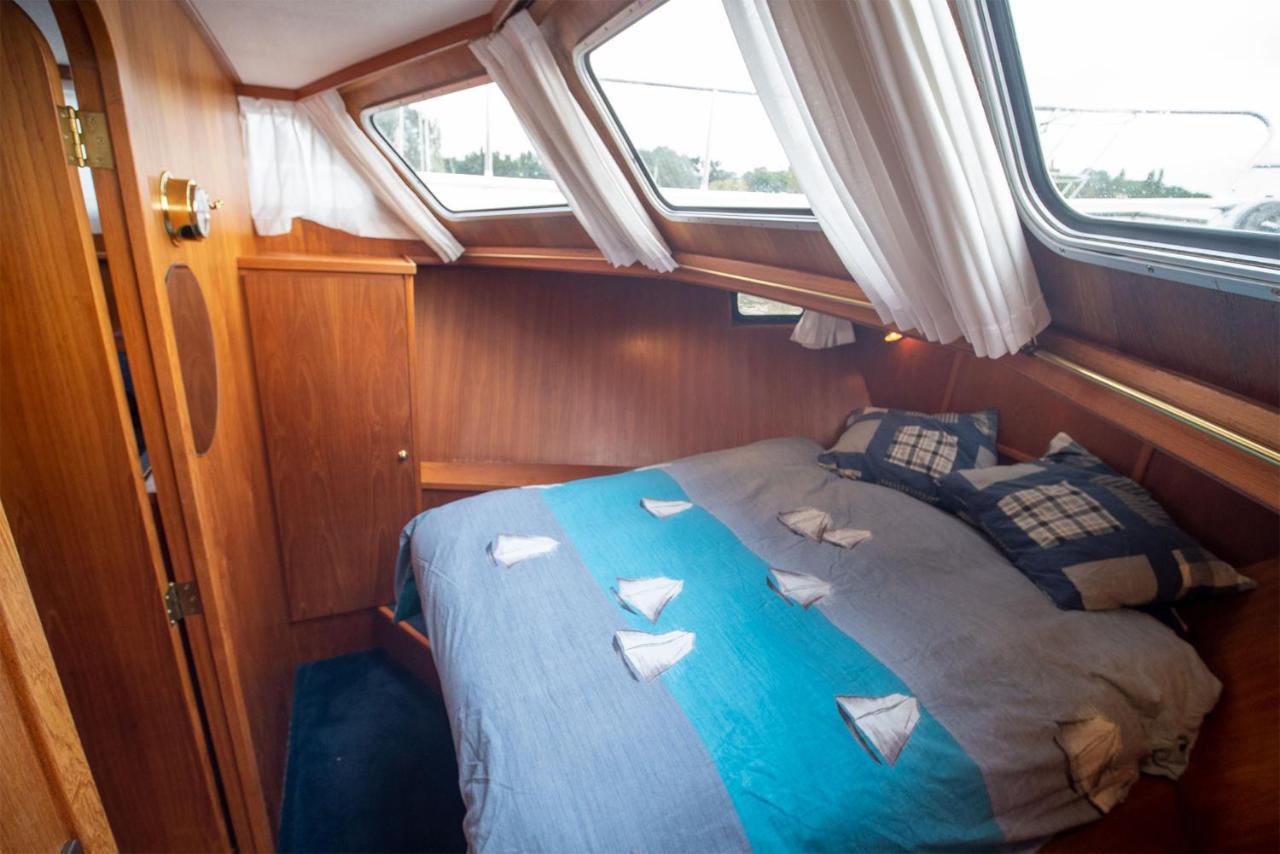Vedette Hollandaise De 13 M Pour Sejour Insolite Hotell Nivillac Eksteriør bilde